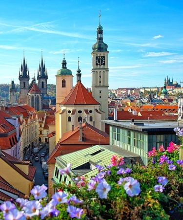 Taxi from Prague to Parndorf Outlet